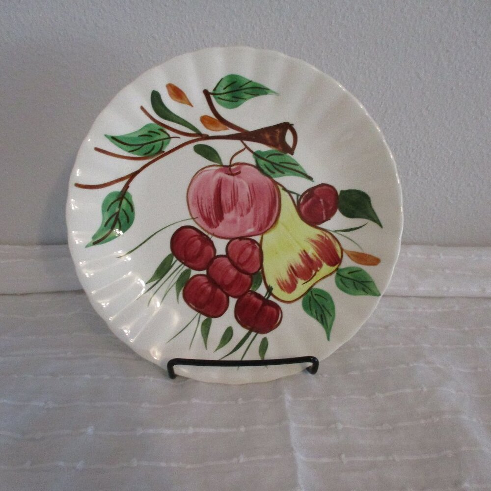 Set of 2 vintage fruit pattern dessert plates
